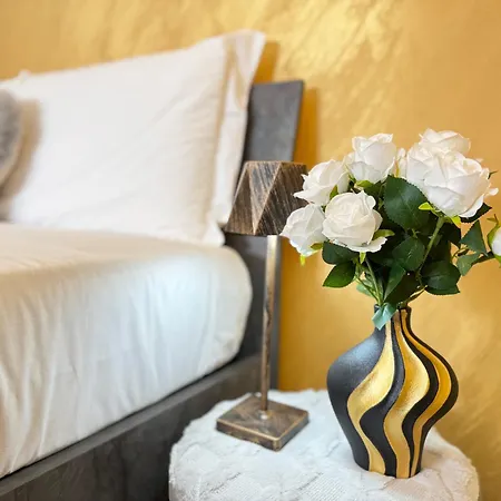 Royal House - Parcheggio Gratuito E Wi-fi *