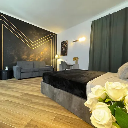 Royal House - Parcheggio Gratuito E Wi-fi Apartament