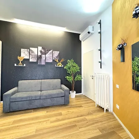 Royal House - Parcheggio Gratuito E Wi-fi Apartament