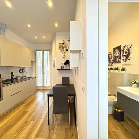 Апартаменты Royal House - Parcheggio Gratuito E Wi-fi