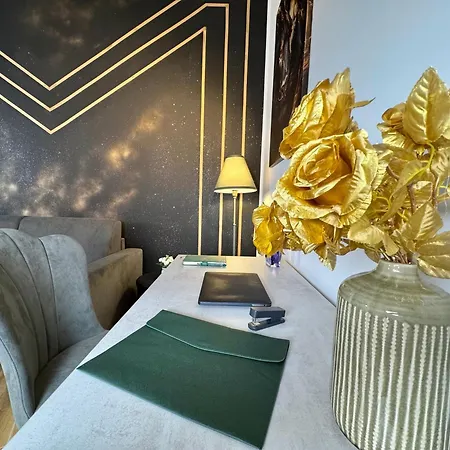 Apartment Royal House - Parcheggio Gratuito E Wi-fi