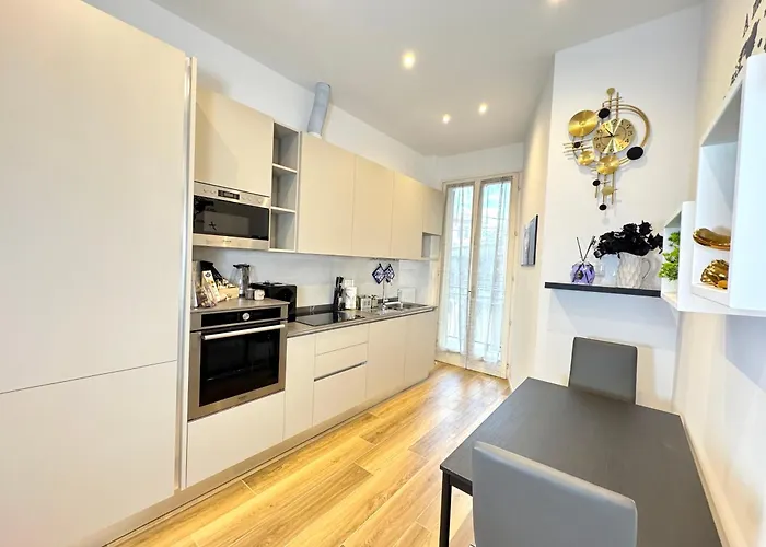 Apartment Royal House - Parcheggio Gratuito E Wi-fi