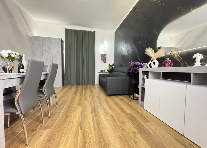 Daire Royal House - Parcheggio Gratuito E Wi-fi *