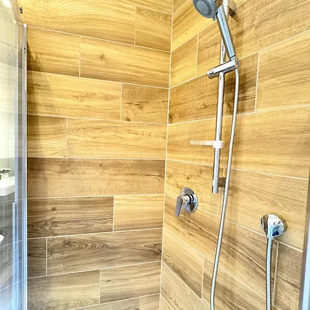 Royal House - Parcheggio Gratuito E Wi-fi Apartmán Boloňa