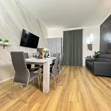 Apartmán Royal House - Parcheggio Gratuito E Wi-fi *