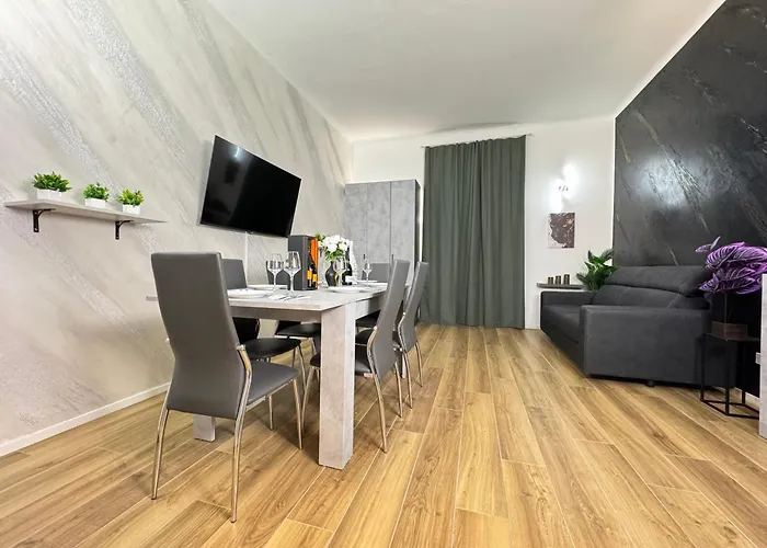 Appartement Royal House - Parcheggio Gratuito E Wi-fi *